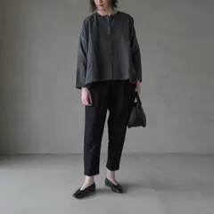 2023年evam eva コットンタックパンツ　19,800円　ブラック2
