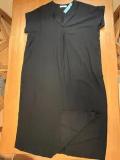 接触冷感ロング丈ワンピース　ブラック