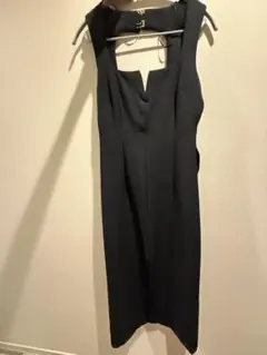 ZARAノースリーブ 黒 タイトワンピース