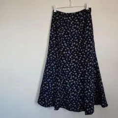 【SLOBE IÉNA 】ネイビー フラワープリント フレアスカート