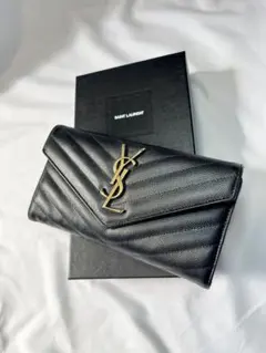 SAINT LAURENT マトラッセ ラージフラップウォレット 長財布のサムネイル