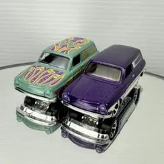ホットウィール　ミニカー　カスタム　‘69 VW スクエアバック　2台セット
