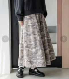 【美品❗早い者勝ち‼️】ニコアンド　ベルトフレアスカート　迷彩柄