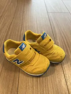 New Balance ベビーシューズ 373 イエロー