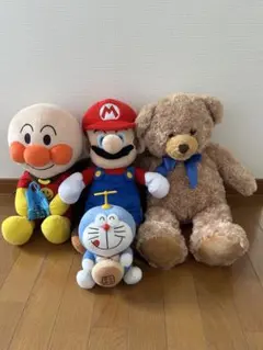 大人気ぬいぐるみ4体セット（アンパンマン・マリオ・ドラえもん・くま）まとめ売り