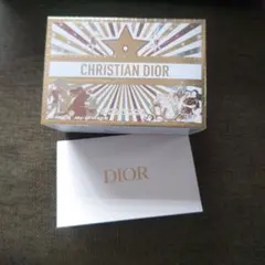 DIOR 2025ホリデーコフレ限定 箱とカード