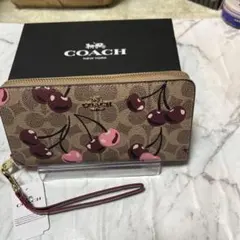 COACH 長財布 チェリー ラウンドファスナー 新品未使用