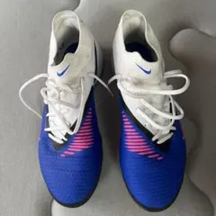 nike サッカートレーニングシューズ