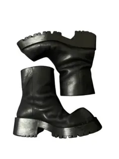 Balenciaga Trooper 40のサムネイル