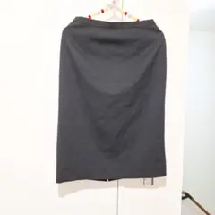 インディビィタイトスカート