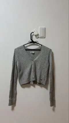 Hollister グレー クロップドカーディガン S