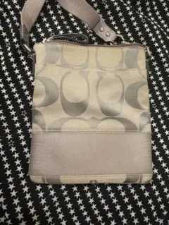 COACH シグネチャー ショルダーバッグ