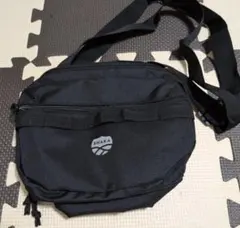 SHAKA じゃばら式4層ショルダーバッグ