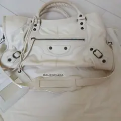BALENCIAGA ショルダーバッグ ザワーク ホワイト 約40cm