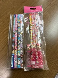東京ディズニーリゾート 子ども用文具セット 8本＋キャップ４本