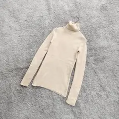 B2601【ユニクロ】エクストラファインメリノリブタートルネックセーター/S