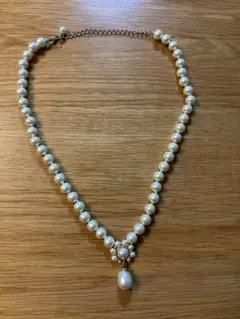 Item thumbnail for item 664098f2-0e03-48f9-8561-87ce8714ec35