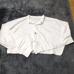ホワイト クロップド長袖シャツ
