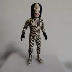 ウルトラ怪獣　ダダ　 フィギュア 2004 中国製　ソフビ　BANDAI