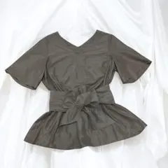 GREEN LABEL RELAXING ブラウン カーキ Vネックトップス