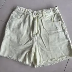 淡い黄色 フリンジ裾 ハーフパンツ