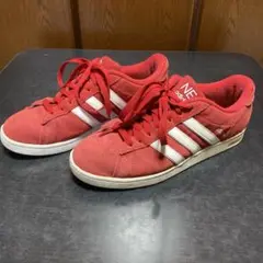 adidas スニーカー