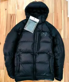 [ak] BURTON ブラックダウンジャケット
