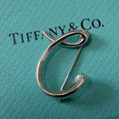 ☆極美品☆ Tiffany ティファニー　イニシャルブローチ　C