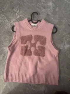 美品】GANNI ノースリーブニットベスト BLACKPINKジェニ着用 - メルカリ