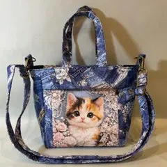 ネコ　2way ミニトート　肉球チャーム付き　底板入り