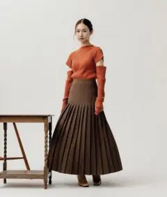 RANDEBOO Pleats long skirt