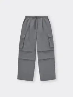 うめた様専用　新品未使用【GU ジーユー】パラシュートカーゴパンツ