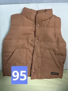 新品　ベスト　秋冬　95 男の子　ダウンベスト　アカチャンホンポ　100