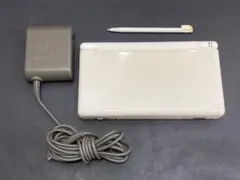 F5I090◆動確済み◆ ニンテンドー DS Lite 本体 クリスタルホワイト