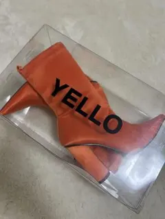 YELLO オレンジ ショートブーツのサムネイル