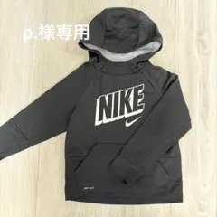 NIKE フード付きパーカー 130-140㎝