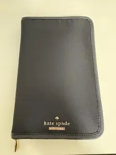 kate spade マルチケースのサムネイル