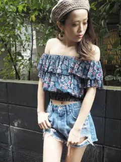 GYDA Original Flower オフショルトップス