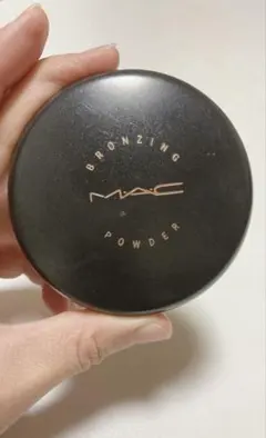 マック MAC ブロンジング パウダー リファインド ゴールデンのサムネイル