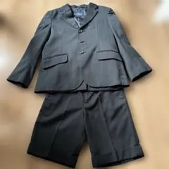 キッズ　フォーマルスーツ