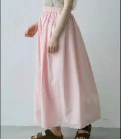【タグ付き新品未使用】ロングフレアスカート crisp ピンクのサムネイル