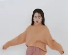 TINA：JOJUN オフタートルシャギーニット ピンク Mサイズのサムネイル