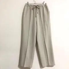BAY FLOW タックパンツ　ストレート　ウエストゴム　グレー　a4574
