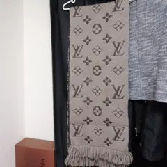 み様専用Louis Vuitton ベージュ マフラー モノグラム