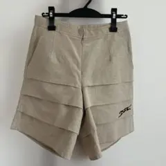 ベージュ ハーフパンツ ストライプデザインのサムネイル