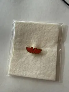 visvim PIN BADGE EAGLE FEATHERS ピンバッジ VISVIM PIN BADGE 『EAGLE FEATHERS』ピンバッジ - メルカリ