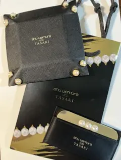 新品•未使用　シュウウエムラ タサキ コラボ コーム 小物入れ ショッパー 2025年最新】ShuUemura tasaki コームの人気アイテム - メルカリ