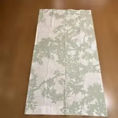 木の模様ののれん