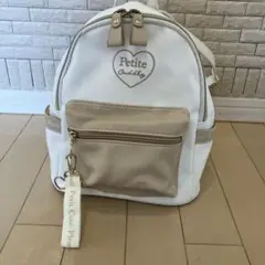 Petiteホワイト ベージュ ハートロゴ リュック