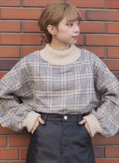 tiptop ニットリブ使いハイネックプルオーバー